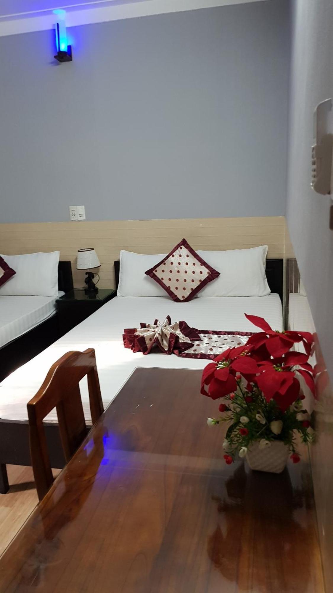 Khach San Anh Dong Hotel Phan Rang Exterior photo