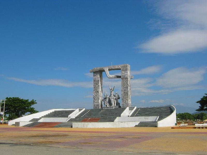 Khach San Anh Dong Hotel Phan Rang Exterior photo